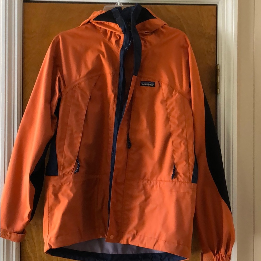 Woman’s Patagonia Waterproof jacket size small